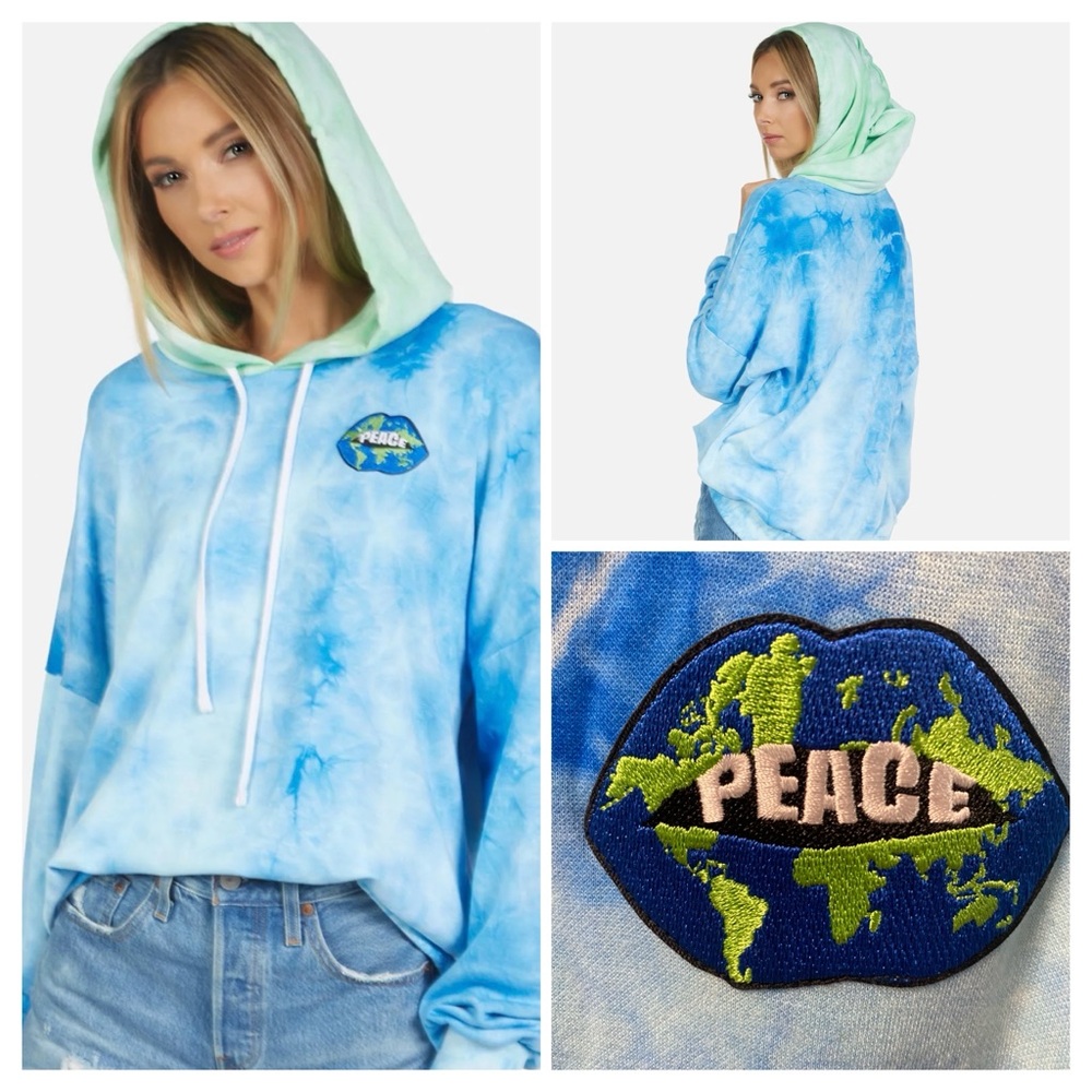 NEW LAUREN MOSHI LILA WORLD PEACE LIPS HOODIE